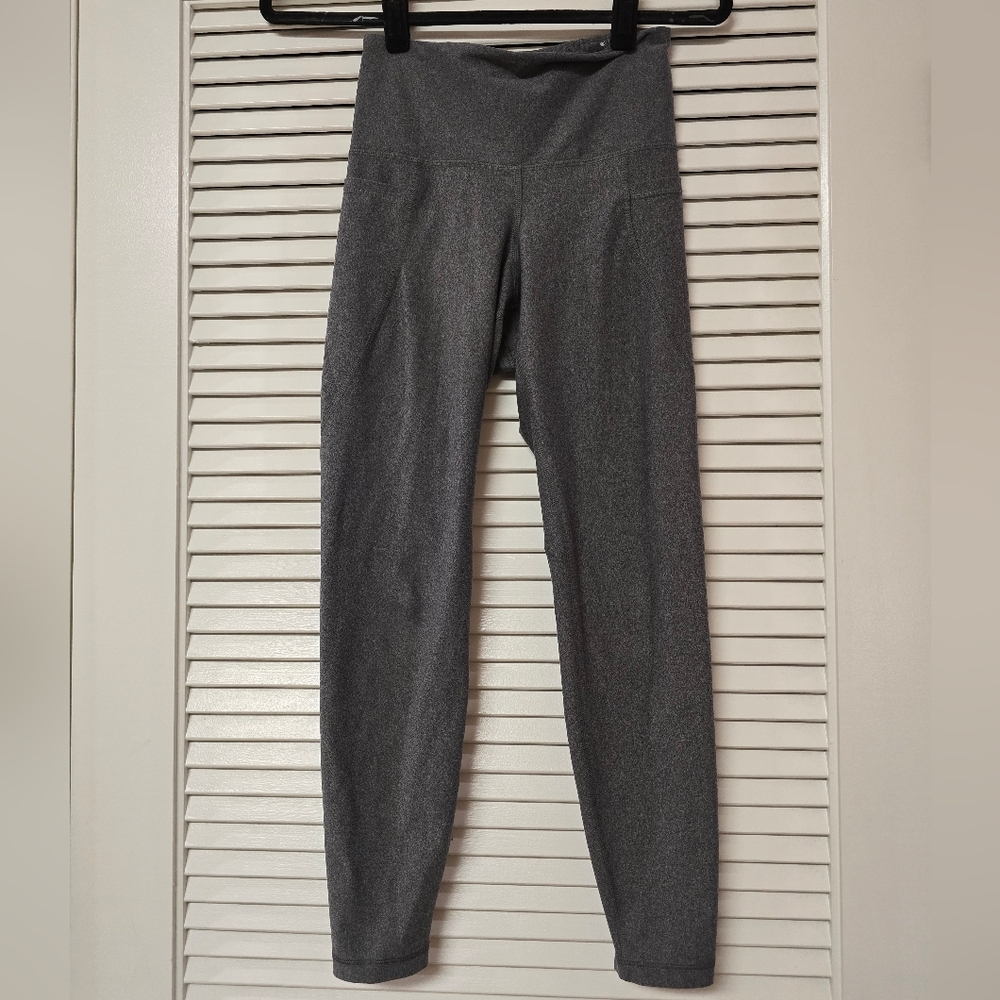 Old Navy - Grey Active PowerPoint High-Rise Go-Dry Leggings
